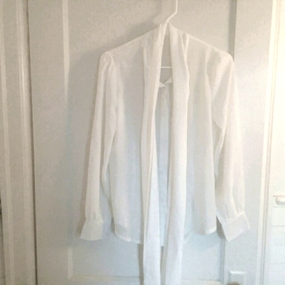 Blouse with Tie - Unworn - Picture 6 of 8